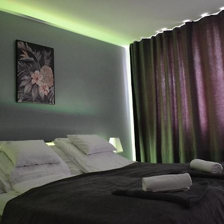 Fonix Design Rooms Дебрецен Екстериор снимка