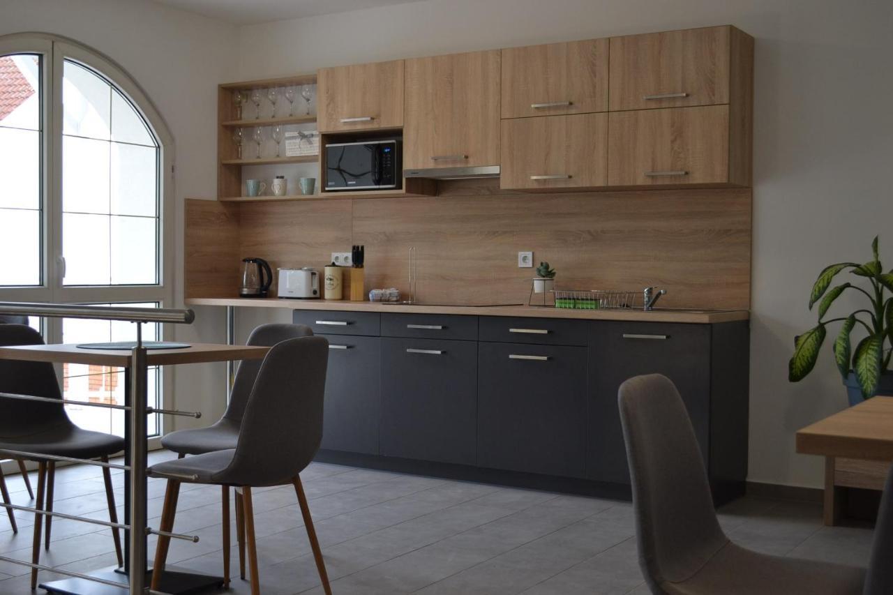 Fonix Design Rooms Дебрецен Екстериор снимка