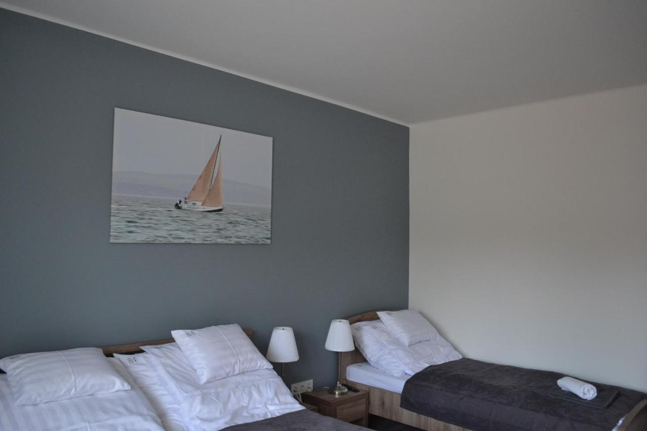 Fonix Design Rooms Дебрецен Екстериор снимка