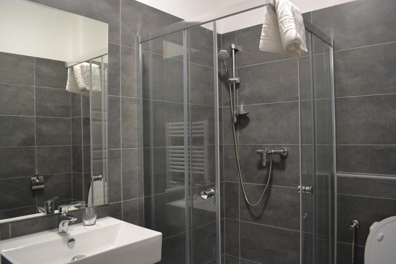 Fonix Design Rooms Дебрецен Екстериор снимка