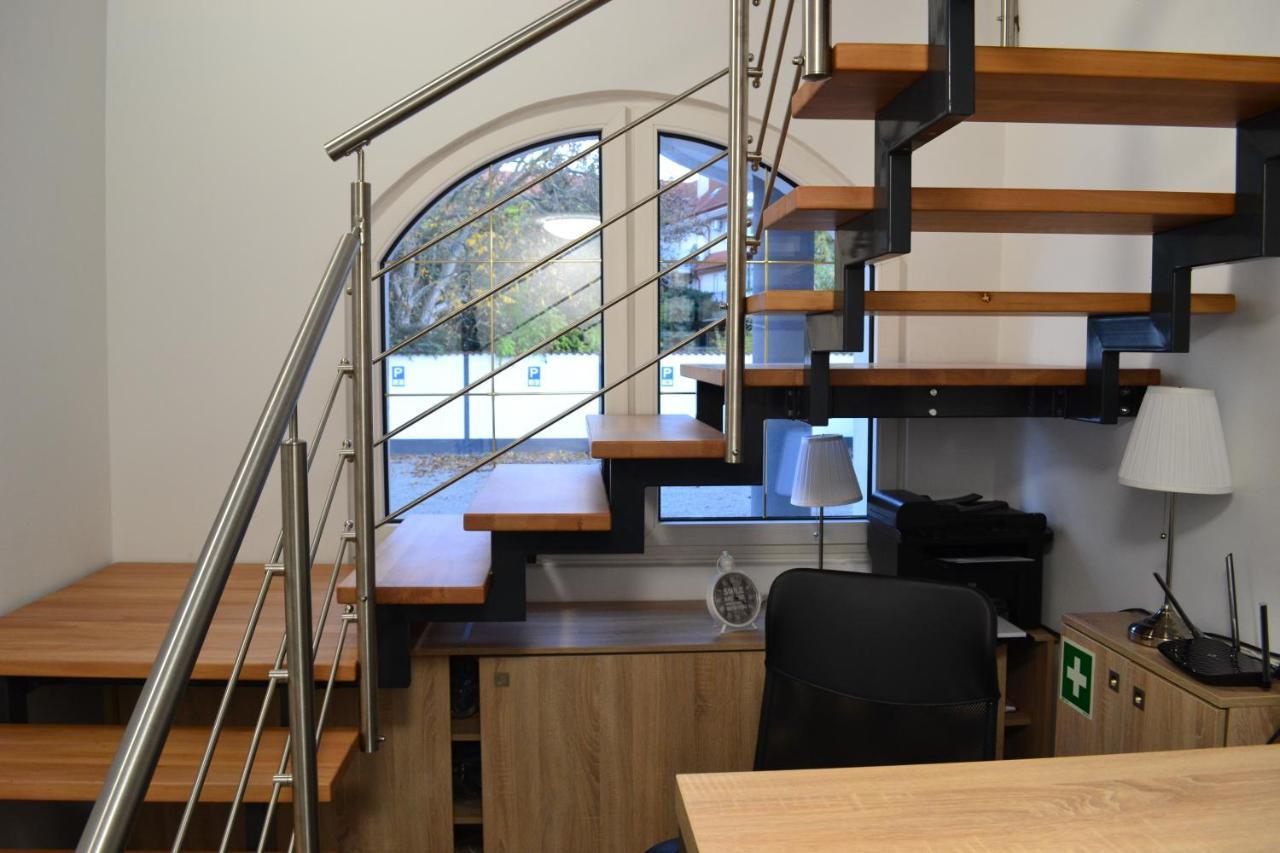 Fonix Design Rooms Дебрецен Екстериор снимка