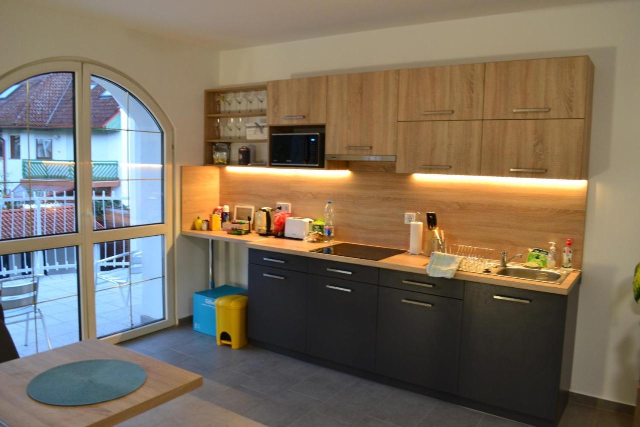 Fonix Design Rooms Дебрецен Екстериор снимка