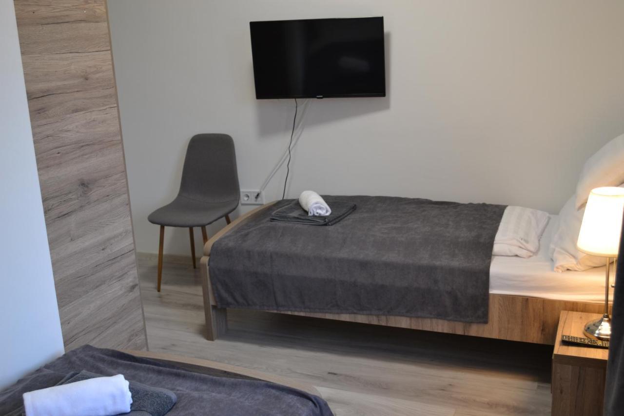 Fonix Design Rooms Дебрецен Екстериор снимка